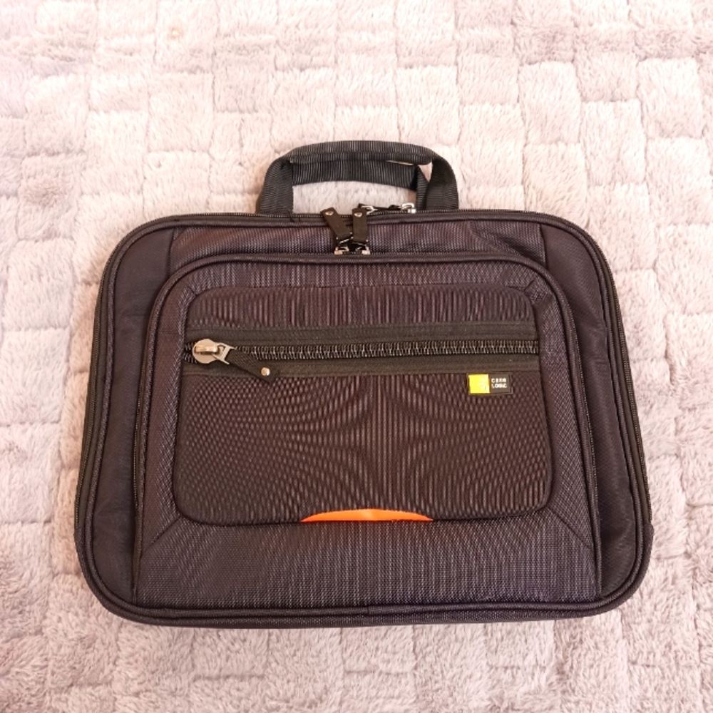 Case Logic Laptop 💻 Case